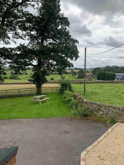 Ivy House Villa Longnor  Buitenkant foto